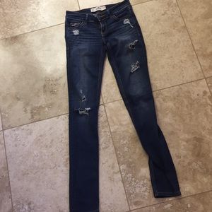 Distressed denim Hollister skinny jeans